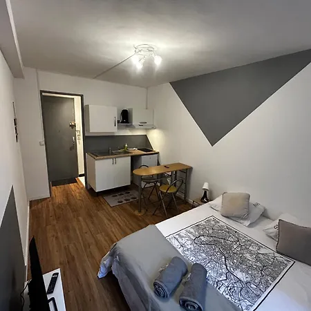 29 - Wifi - Beausejour- Proche Centre アパート