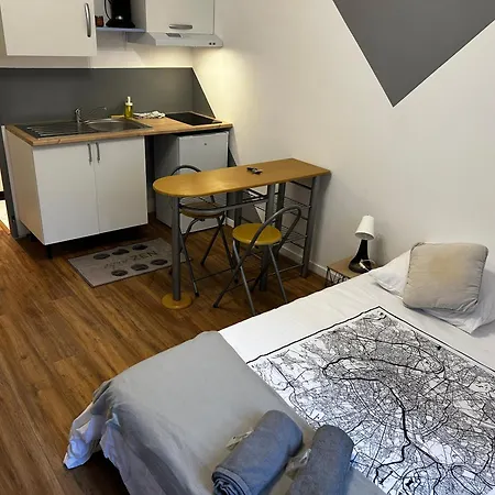 29 - Wifi - Beausejour- Proche Centre トロワ